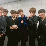 [방탄소년단] 지민이 어깨라인봐...