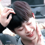 이거 누가 <b>선호</b> 쓰담는거임??