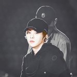 [시우민] 시우민 이 <b>사진</b> 컬러입힌거 발견!!