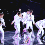[EXO] 밤하늘을 너와 내애가<b>아아</b>~~~