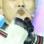 [시우민] 시우민 <b>반지</b> 이거 머임?