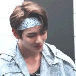 [방탄소년단] 김태형 잘생겼다고 <b>칭찬</b>하면 부끄부끄해함ㅋㅋ