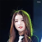 분위기 털리는 <b>청초</b> 여신들