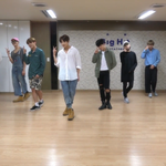 [방탄소년단] 애들 사복<b>패션</b> 그대로 보여주고 있어ㅋㅋㅋㅋㅋㅋㅋ