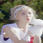 오늘자 태연 공패