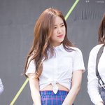 <b>이</b> 얼굴로 살아보고 싶은 女<b>돌</b>