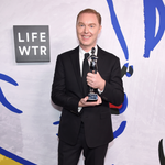 CFDA선정 올해의 액세서리 디자이너 상 수상한 코치 크리에이티브...