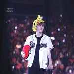 [EXO] 아 조카 <b>밑</b>에 사진