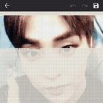 [EXO] 아 ㅅㅂ 십자수 때문에 스크롤도 <b>양손</b>으로 하게됨