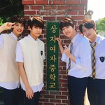 넘나 풋풋해서 엄마미소 장전하게 하는 어제자 V앱.gif