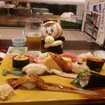 [EXO] 이렇게 비싼<b>음식들</b> 먹으면서