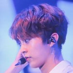 [시우민] 오늘자 시우민 눈크기 봐 <b>우주</b>를 담았어!!!!!!