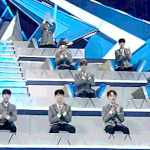 [프로듀스2] 박우진 지성<b>박수</b>치는거 귀엽다ㅋㅋㅋ