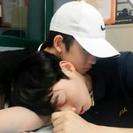 [댓글부탁해] 너네 남들 다 보는 웹툰 안 보는거 있어?