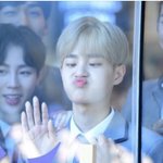 [이대휘] <b>대휘</b>