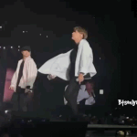 [방탄소년단] 남준이가 석진이 밀었다는 거 움짤ㅋㅋㅋㅋㅋㅋㅋㅋㅋㅋㅋㅋㅋㅋㅋ