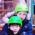 [방탄소년단] 지금 V앱 기다리는 이삐들~