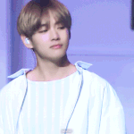 [방탄소년단] <b>흐뭇</b>