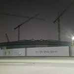 [EXO] <b>산책</b>나왔는데 요상하게 변하고있었네