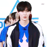 [프로듀스2] 황민현 <b>핸즈</b>온미 센터움짤 보고가ㅋㅋㅋㅋ