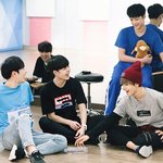 [프로듀스2] <b>임영민</b> 앞에 앉은사람 누구지 했는데