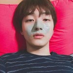 윤지성 데뷔했다