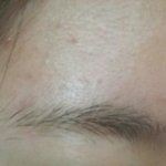 [조언부탁해] 급)나 눈썹잘못다듬어서 파였어..