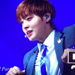 [박지훈] 선물가져옴