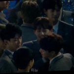 [프로듀스2] 영민이 울때 옆에 있어준 용국이
