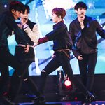 [EXO] 후..거인국에 <b>놀러</b>온 슈밍