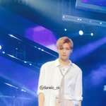 [워너원] 강다니엘 흔하지 않은 <b>체구</b>??