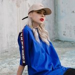 [EXO] <b>이티</b> 브랜드거 였냐 하도 입고다니길래