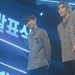 [프로듀스] <b>선호</b> 팬 바라보는 눈에서 꿀 떨어지는 것 좀 봐