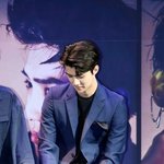 [EXO] 애들 이런거 <b>레깅스</b>임?