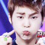 [시우민] 시우민이 <b>폭신</b><b>폭신</b>한 빵 좋아하는 이유가