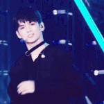 [프로듀스2] <b>핸즈</b>온미 옹성우 의상