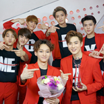 [EXO] 빨강수트 <b>칭찬</b>해