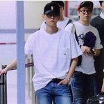 [EXO] 왜 백현이 이쁜데 <b>얼굴개</b>작아