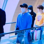 [시우민] 시우민 <b>소매</b> 무슨일이야ㅠㅠㅠㅠㅠㅠㅠㅠㅠㅠ