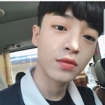 이 사람 <b>존잘</b>이여...