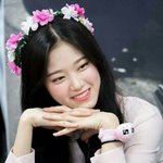 [댓글부탁해] 애들아 <b>이</b> 여<b>돌</b> 누군지 아는사람?