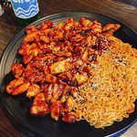 이게 요새 핫한 부산칙힌이다