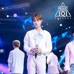 [워너원] 대휘 미친 <b>피지컬</b>