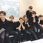 [방탄소년단] <b>와중</b>에 슈가 안경 ㅋㅋㅋ