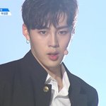 [워너원] 내기준 <b>구름</b>이 이때가 제일 잘생겼었음