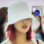 헐!!!!!! 조이-예리 염색한거 <b>바바</b>!!!!!!!!!!!