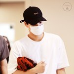 [EXO] ㅋㅋㅋㅋ김종인 옷들<b>고다</b>님ㅋㅋ