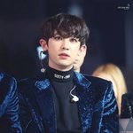 [EXO] 과제하기싫어서 갤러리보는데