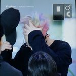 [EXO] 박찬열 머리색깔 무지<b>개색</b> 맞는 듯