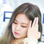 매력있는 예쁨이 뭔지 보여주는 <b>여</b><b>돌</b>